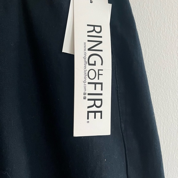 Ring of Fire - Jogger- back and side pockets. - Picture 8 of 16